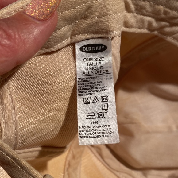 Old Navy baseball cap - Picture 9 of 9